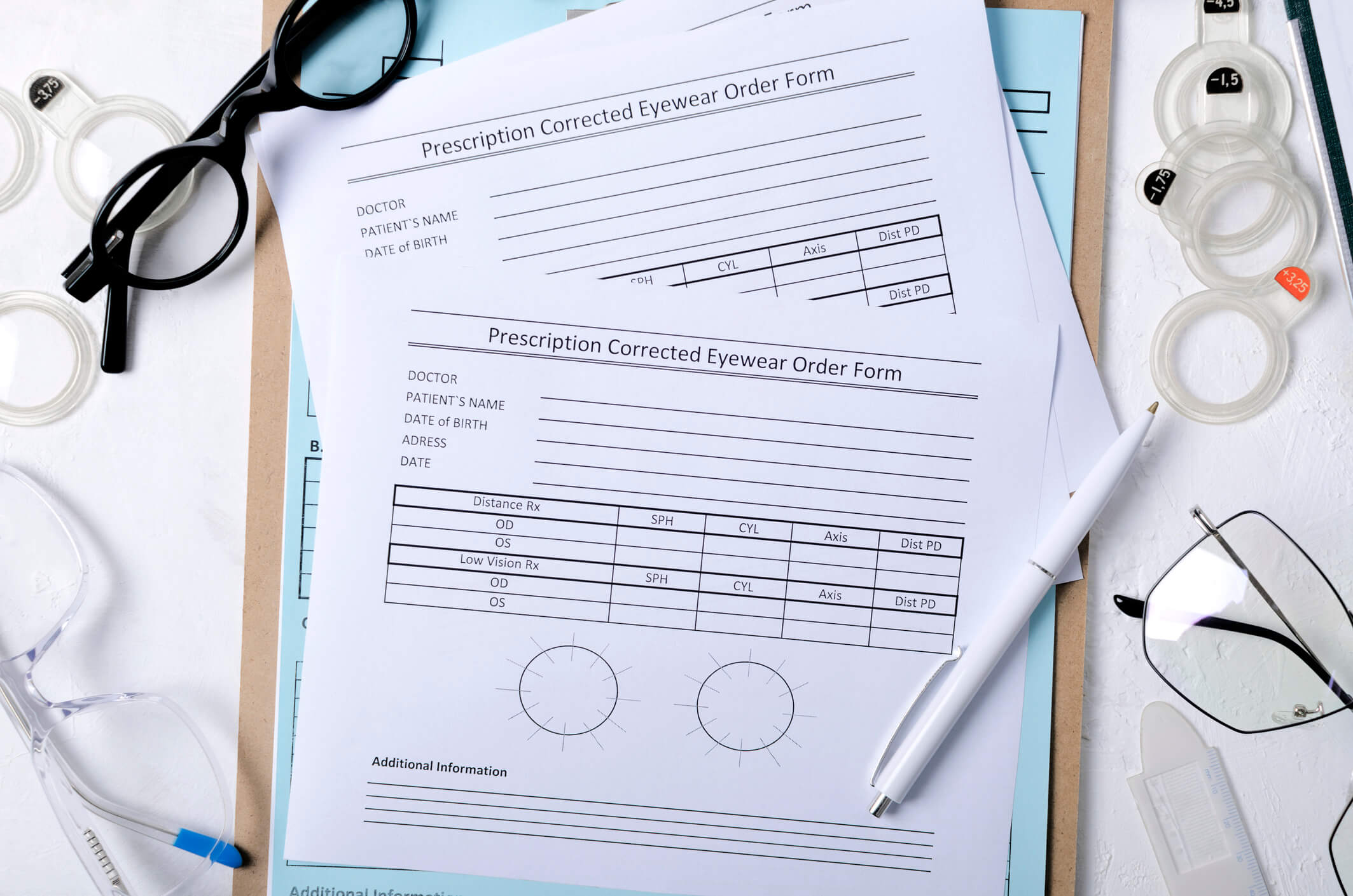 form to complete for an eye exam