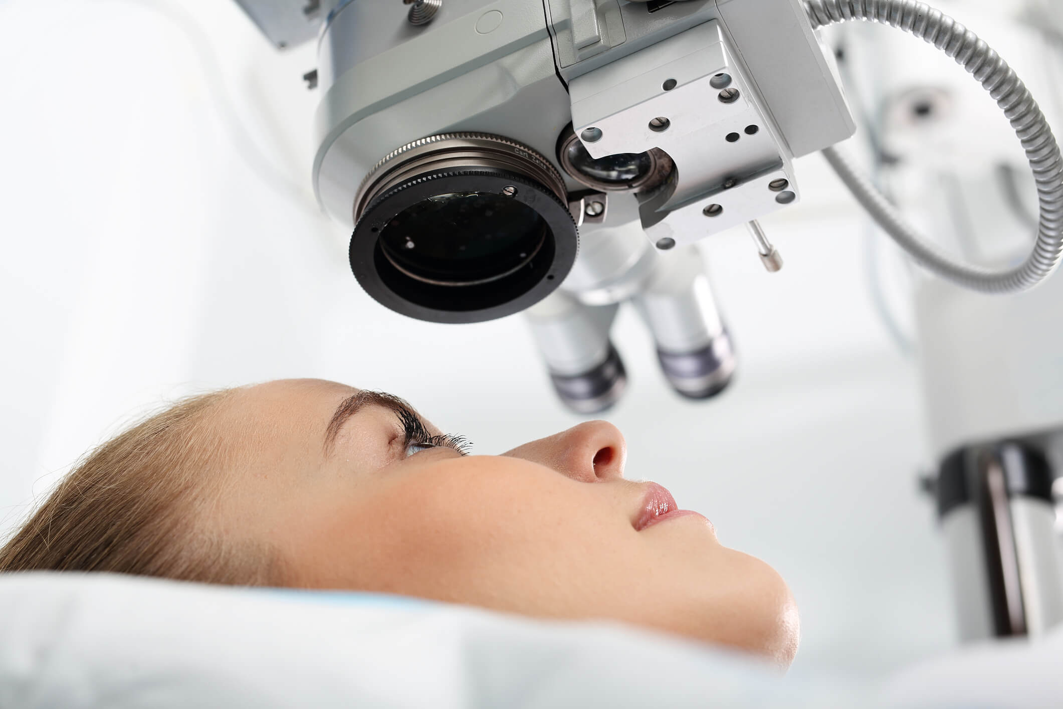 a girl getting an eye exam